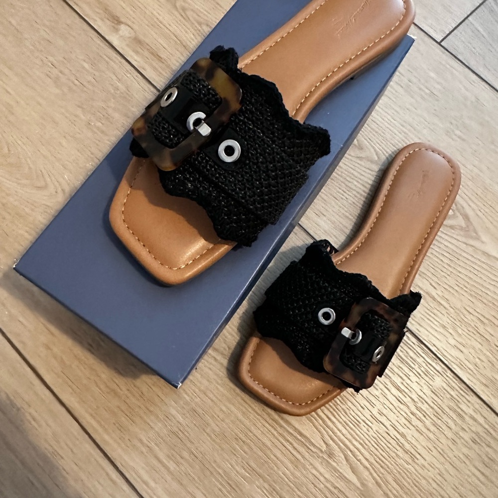 Women's Black Slide Sandals